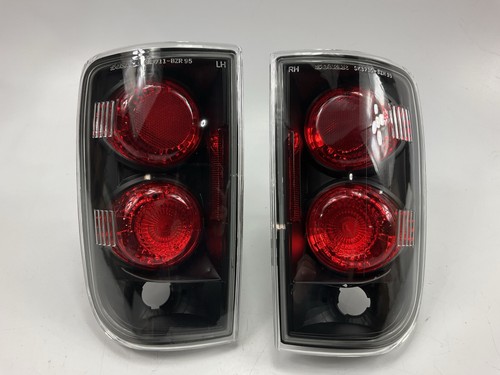 New aftermarket tail light - new,